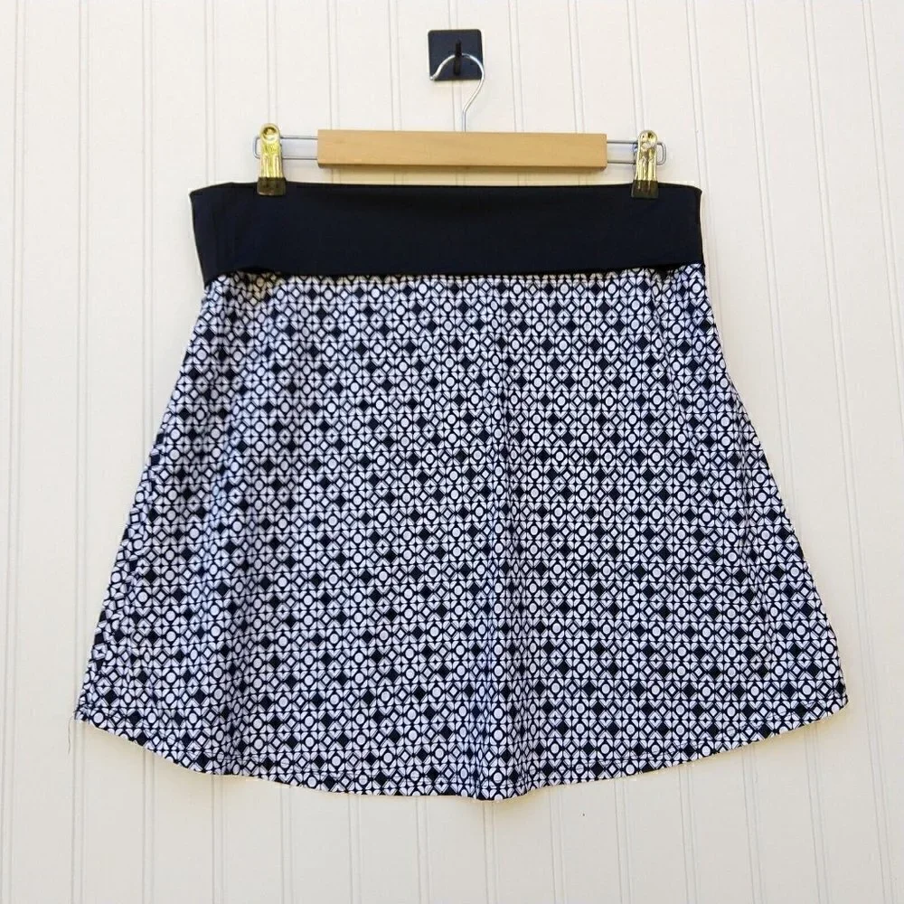Title Nine Foldover Skirt Size XL Black White Print Short Stretch Active Workout - Picture 7 of 8
